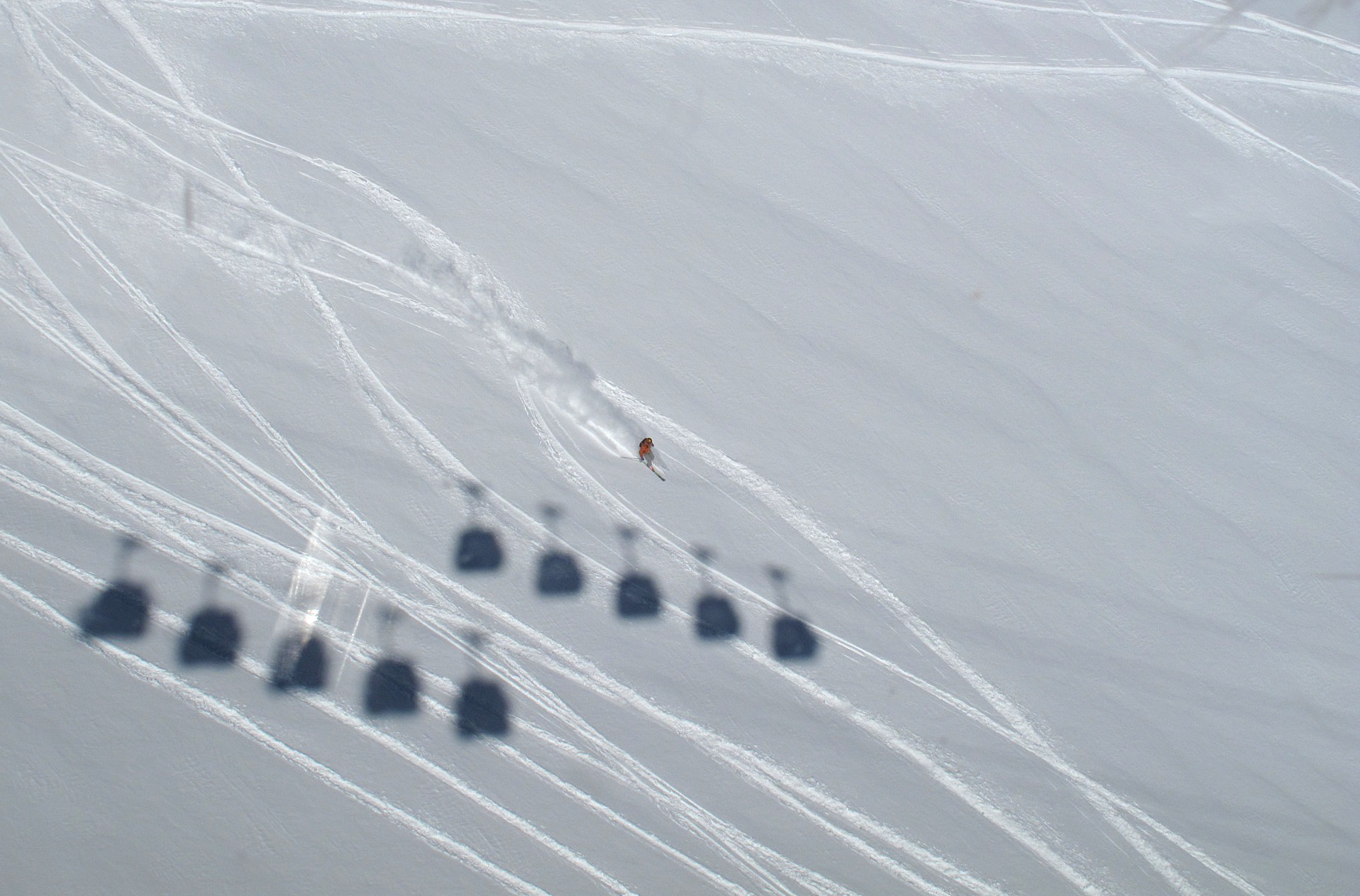 Telemarker below the lift
